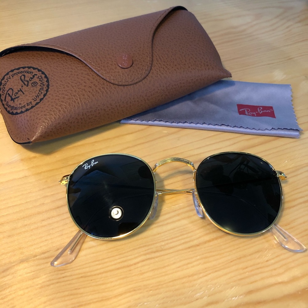 Ray-Bans Classic Round Sunglasses